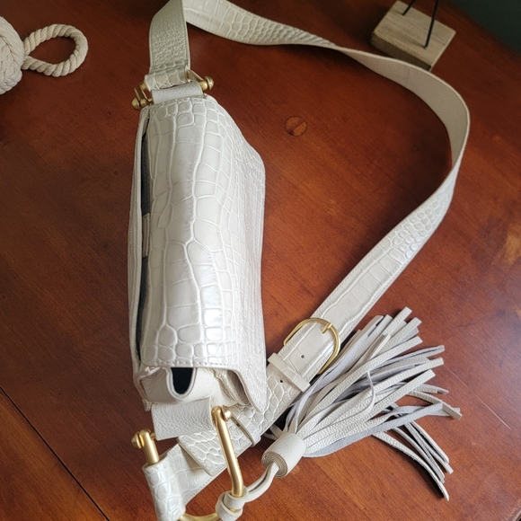 Vince Camuto Tal Croc Embossed Leather  Saddle Bag in Cream - Picture 11 of 16